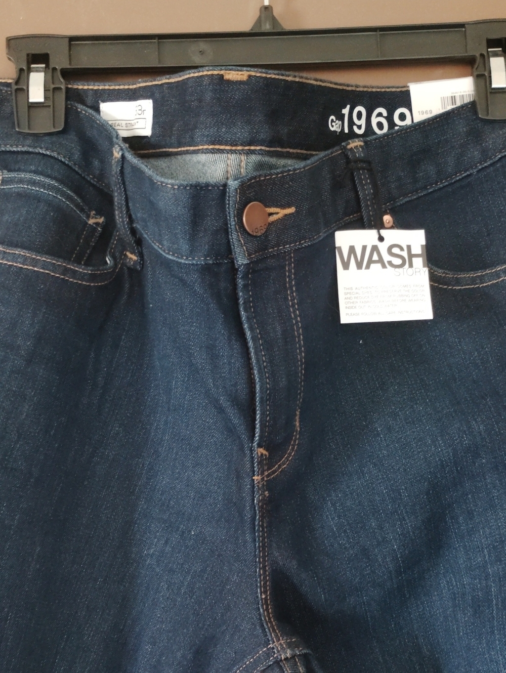 GAP Men's Indigo Relaxed Jeans